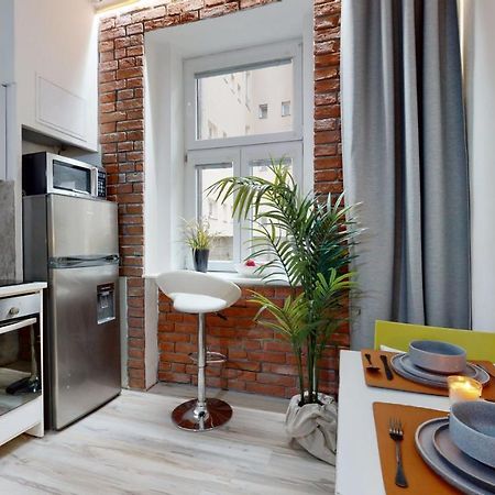 New Stylish Place For Couple Bratysława Zewnętrze zdjęcie