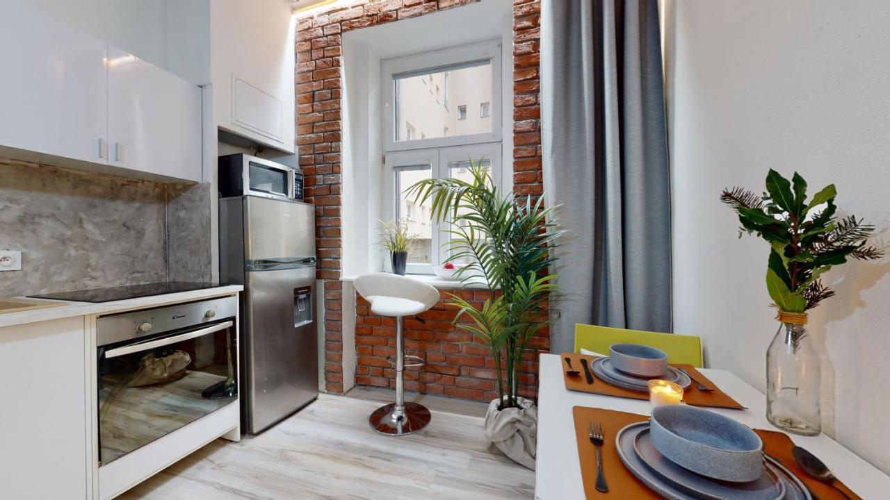 New Stylish Place For Couple Bratysława Zewnętrze zdjęcie